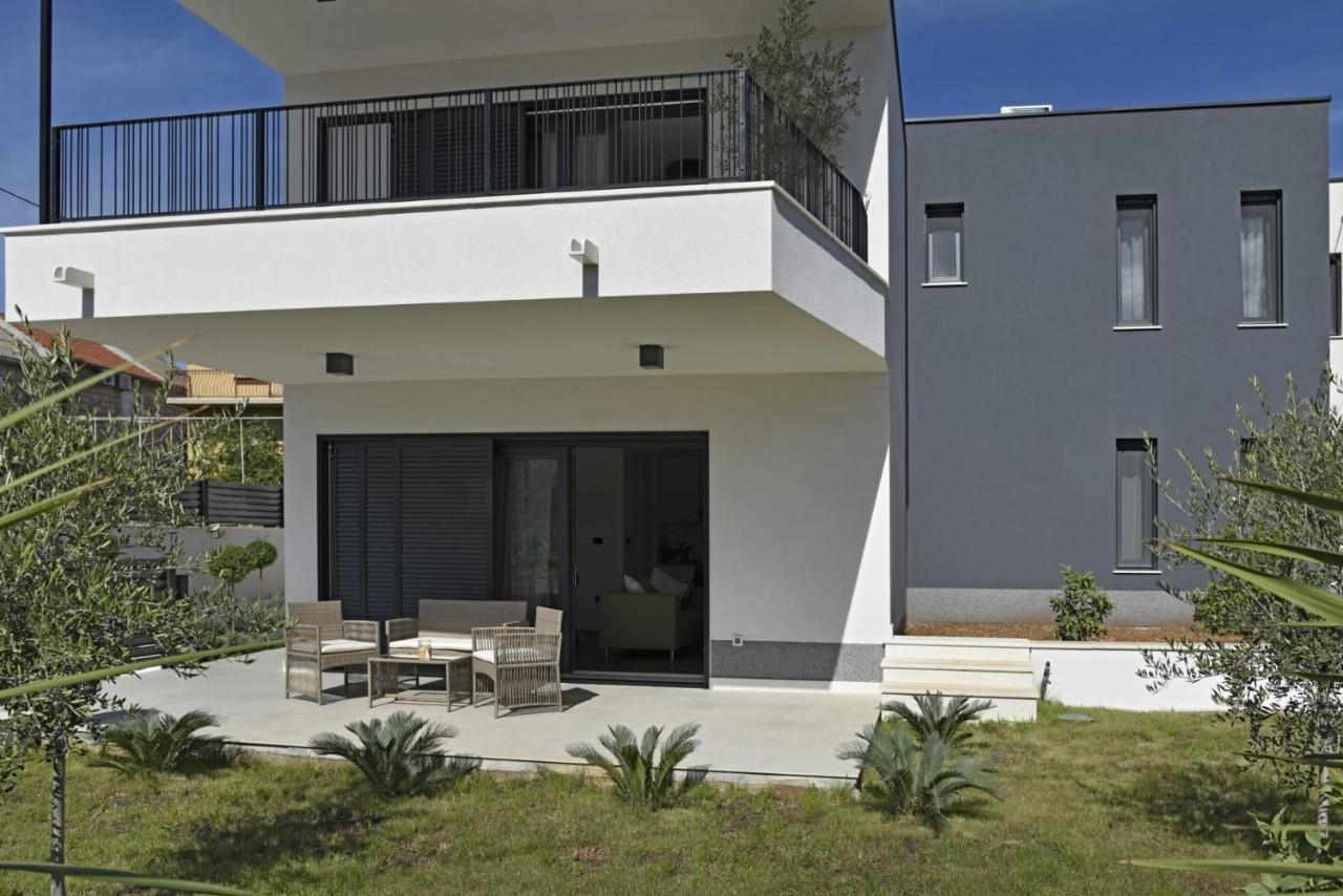 Historic Village Apartma