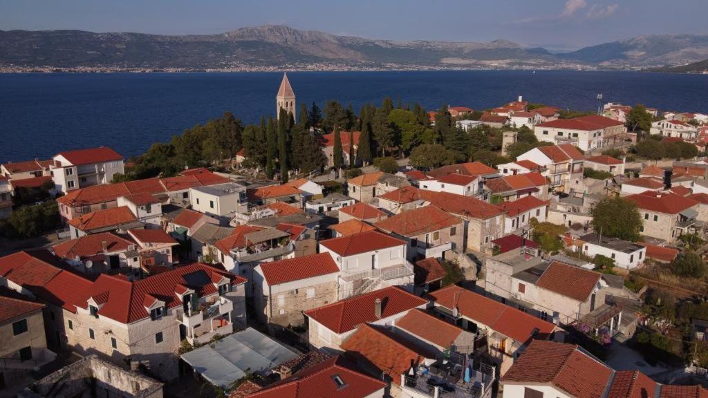 Historic Village Apartma Slatine